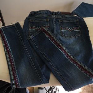 🍀 LUCKY BRAND GIRLS EMBROIDERED JEANS